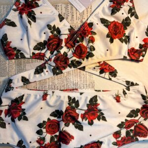 Trikini Rose